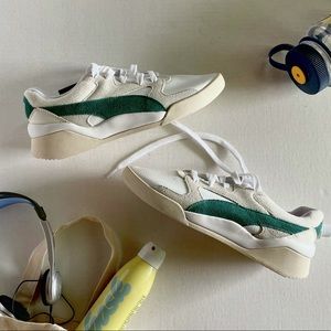PUMA Aeon's Beige and Green Sneakers (UNWORN)